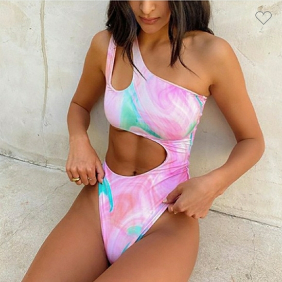 Girls Strip One Piece - Picture 1 of 2